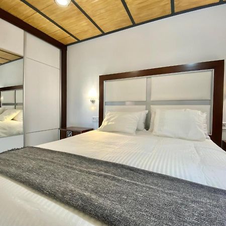 Апартаменты Tr3 Aparcamiento Incluido Familias Loft Almirante Севилья Экстерьер фото