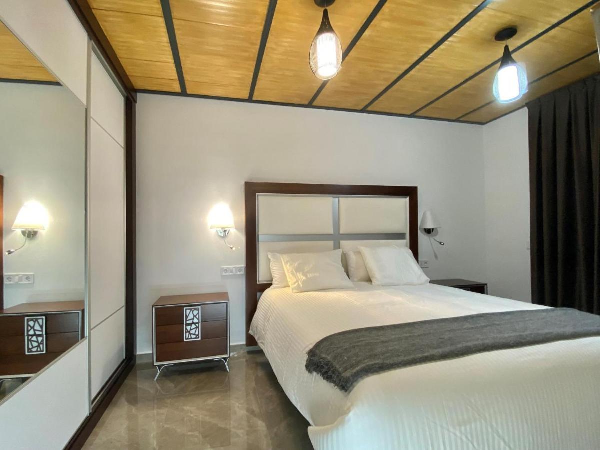 Апартаменты Tr3 Aparcamiento Incluido Familias Loft Almirante Севилья Экстерьер фото
